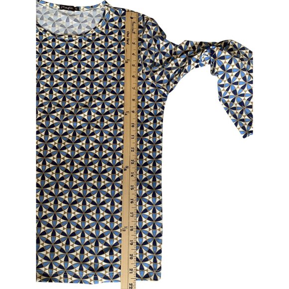 J. McLaughlin Top Size XS Blue Pinwheel Geometric Print Bell Sleeve Nylon Blend - Picture 6 of 11